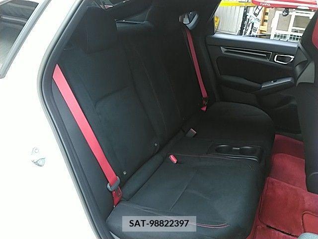 Honda CIVIC 2023-01 333477-15