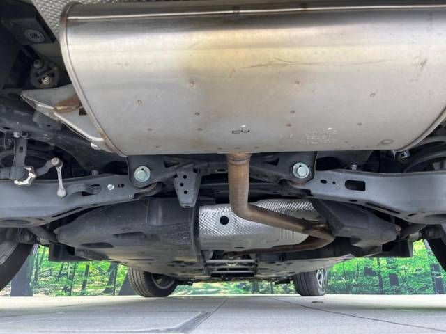 Toyota C-HR 2018-09 196529-19