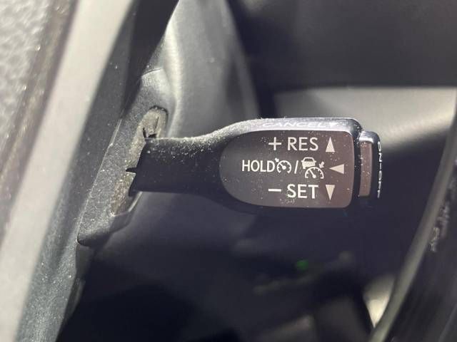 Toyota C-HR 2018-09 196529-5