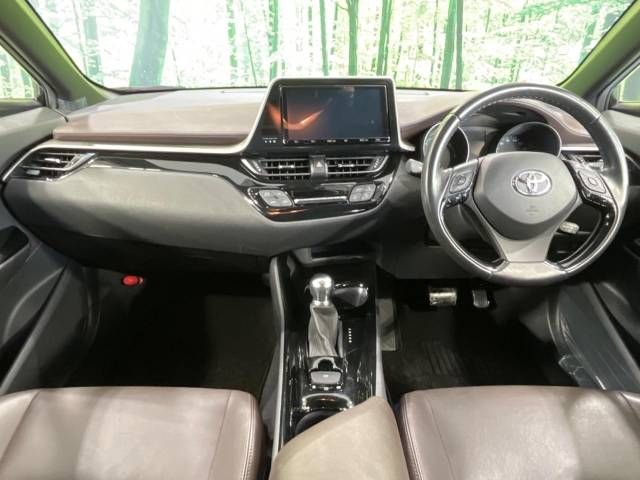 Toyota C-HR 2018-09 196529-1