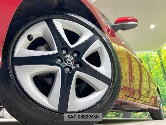 Toyota PRIUS 2018-06 326503-13