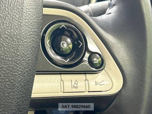 Toyota PRIUS 2018-06 326503-6