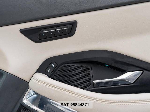 Jaguar E-PACE 2018-05 315788-5