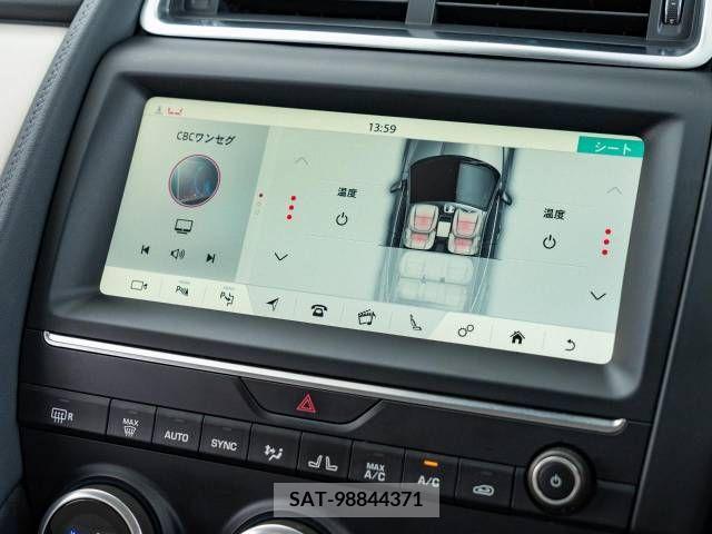 Jaguar E-PACE 2018-05 315788-3
