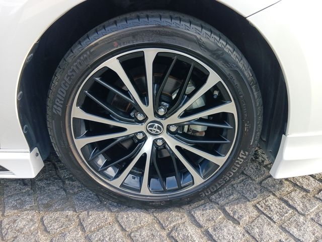 Toyota CAMRY HYBRID 2019-05 12378-8