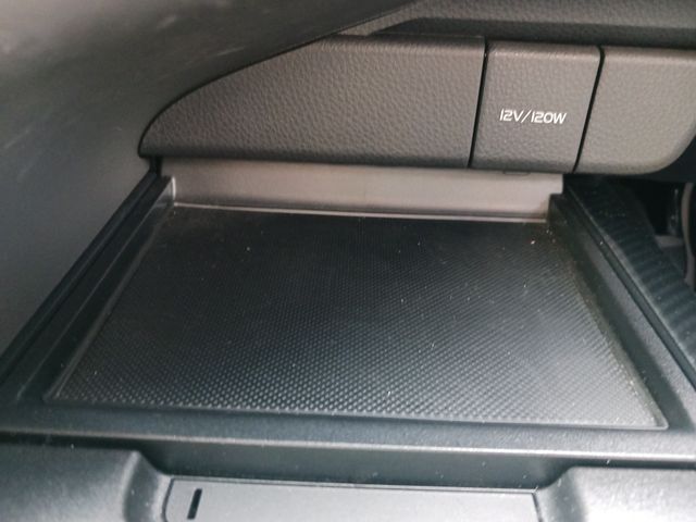 Toyota CAMRY HYBRID 2019-05 12378-19