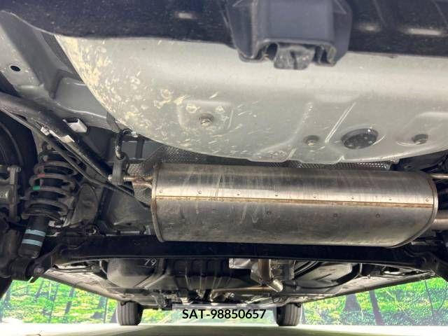 Toyota SIENTA 2023-03 204838-18