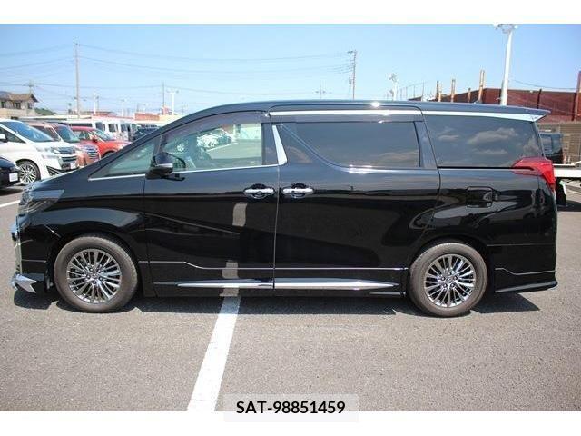 Toyota ALPHARD 2018-03 351814-9
