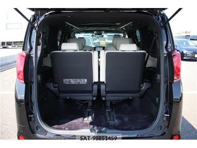 Toyota ALPHARD 2018-03 351814-17
