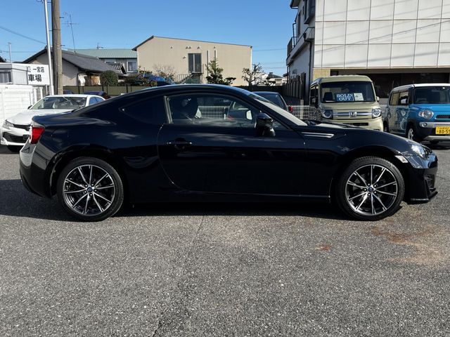 Subaru BRZ 2020-07 183563-24