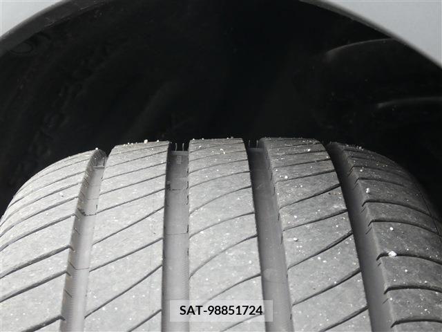 Toyota CROWN 2022-09 300652-19