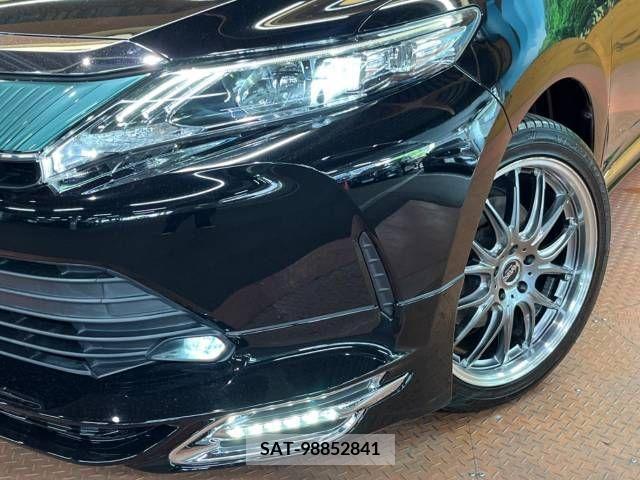 Toyota HARRIER 2017-09 321841-13