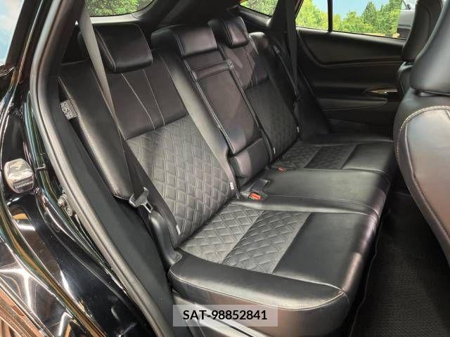 Toyota HARRIER 2017-09 321841-11
