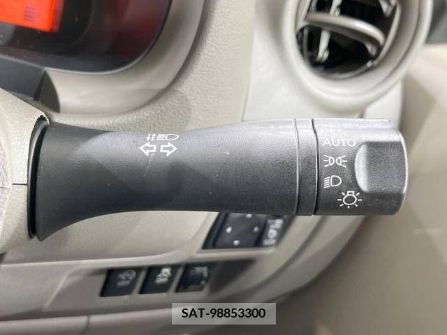 Nissan MARCH 2016-02 377297-7