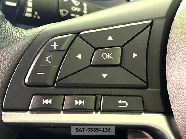 Nissan KICKS 2023-09 235441-5