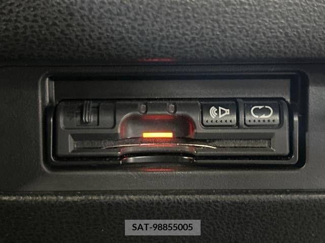 Nissan JUKE 2013-12 362233-4