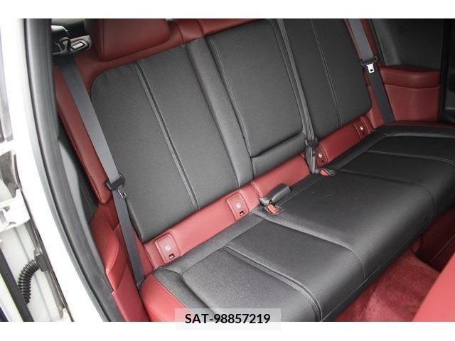 Mazda MX-30 2021-03 278403-15