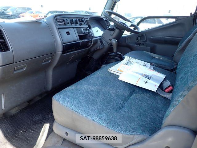 Mitsubishi CANTER GUTS 2000-03 217689-17