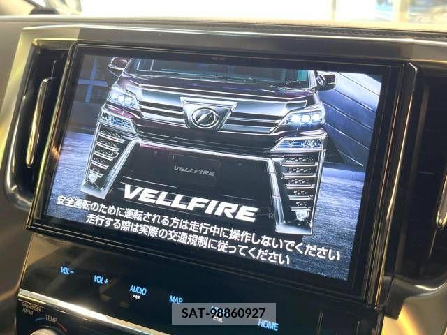 Toyota VELLFIRE 2019-04 369796-4