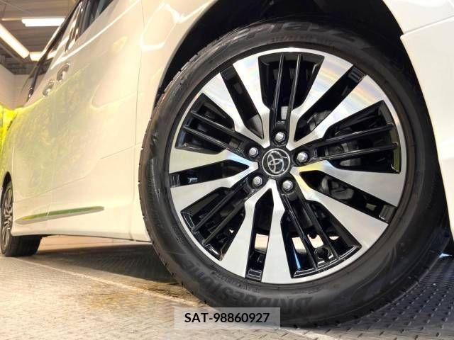 Toyota VELLFIRE 2019-04 369796-14