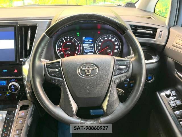 Toyota VELLFIRE 2019-04 369796-12