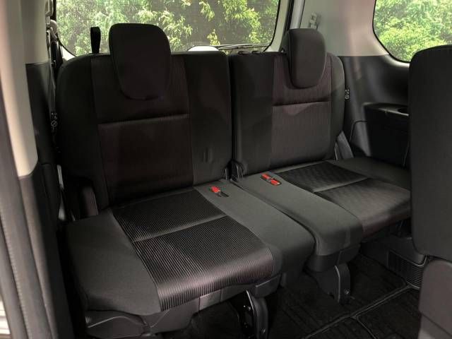Nissan SERENA 2018-11 183292-14