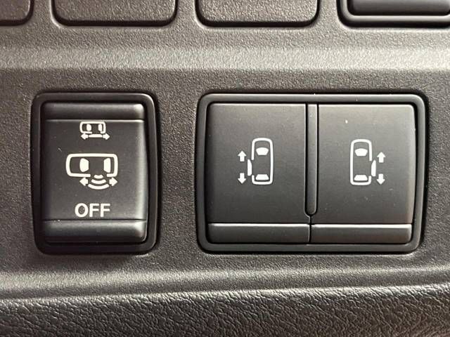Nissan SERENA 2018-11 183292-6