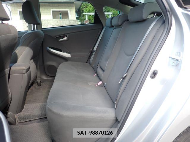 Toyota PRIUS 2011-07 350588-10