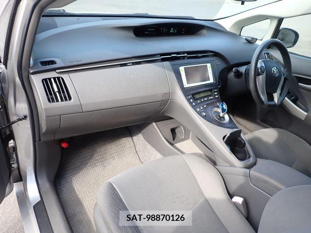 Toyota PRIUS 2011-07 350588-8