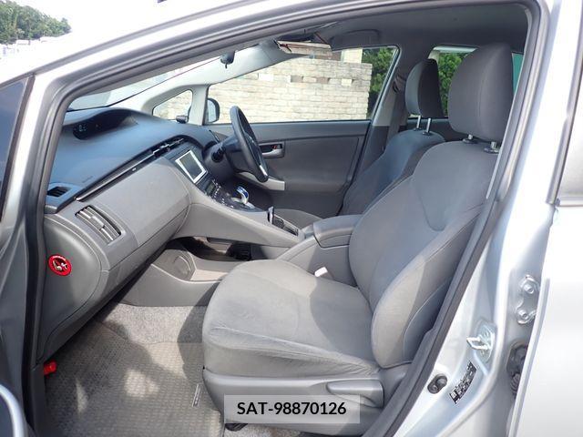 Toyota PRIUS 2011-07 350588-9