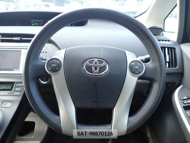Toyota PRIUS 2011-07 350588-12