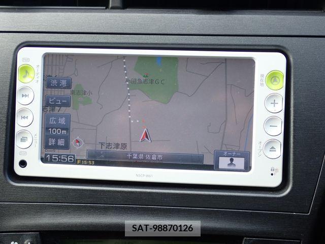 Toyota PRIUS 2011-07 350588-18