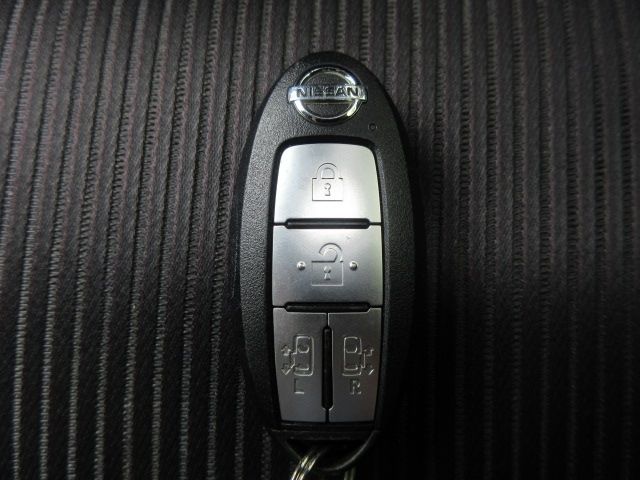 Nissan SERENA 2018-03 5578-18