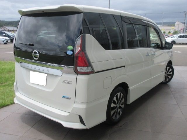 Nissan SERENA 2018-03 5578-1