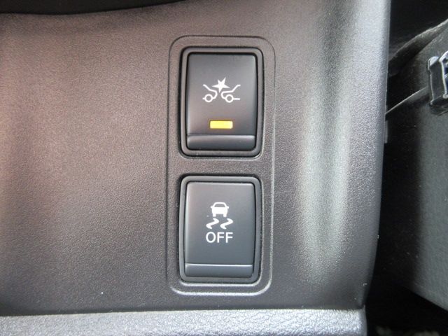 Nissan SERENA 2018-03 5578-21