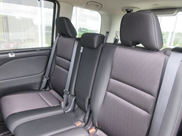 Nissan SERENA 2018-03 5578-5