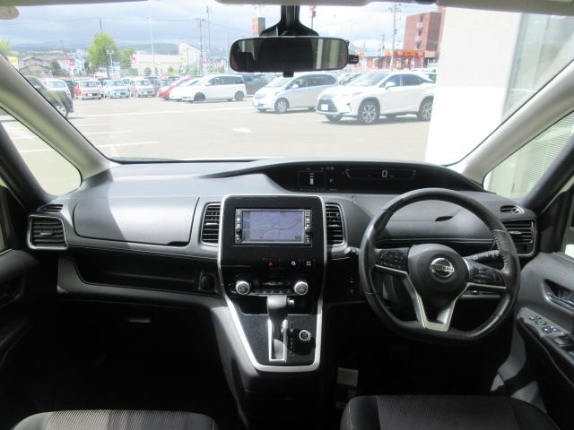 Nissan SERENA 2018-03 5578-7