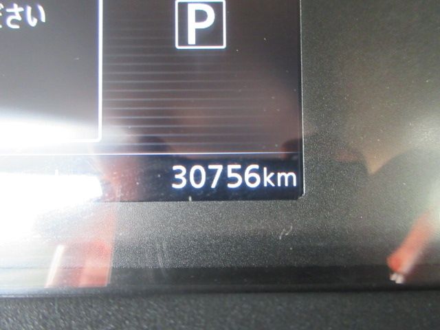 Nissan SERENA 2018-03 5578-25