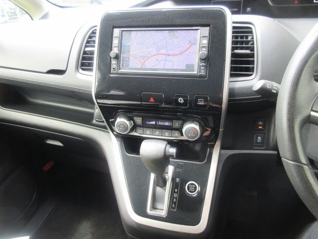 Nissan SERENA 2018-03 5578-12