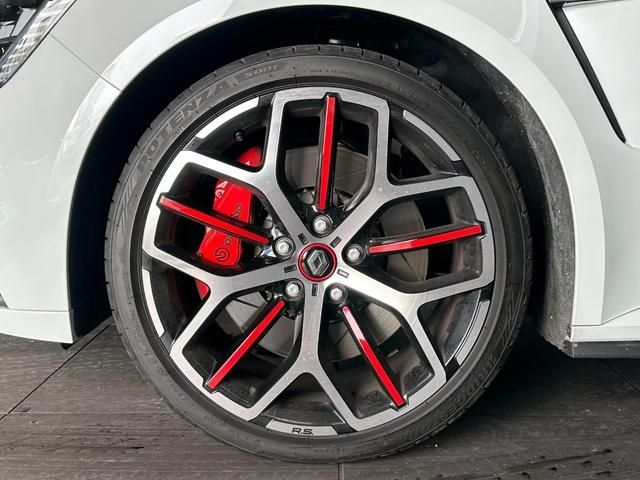 Renault MEGANE 2021-11 17083-9
