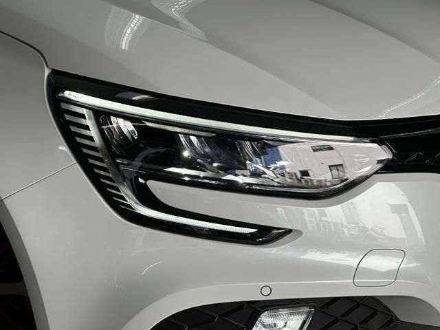 Renault MEGANE 2021-11 17083-7