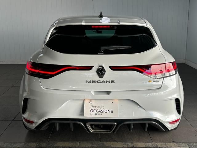 Renault MEGANE 2021-11 17083-4