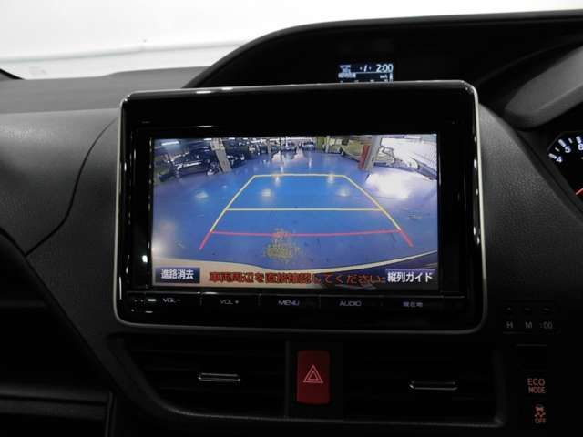 Toyota NOAH 2014-12 10727-9