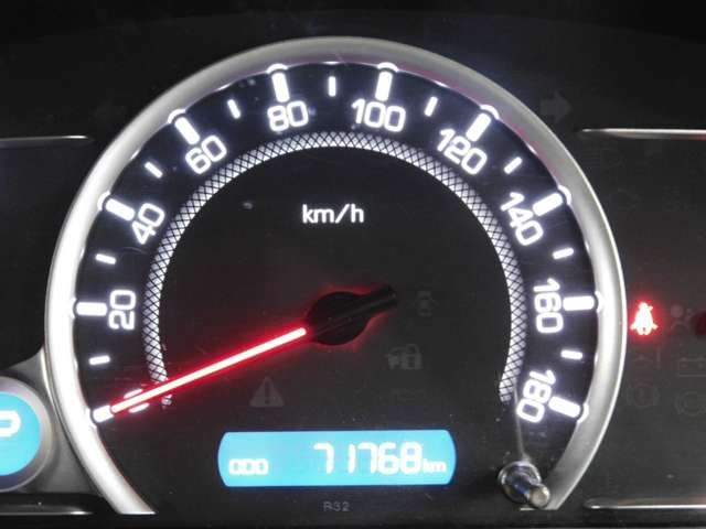 Toyota NOAH 2014-12 10727-18
