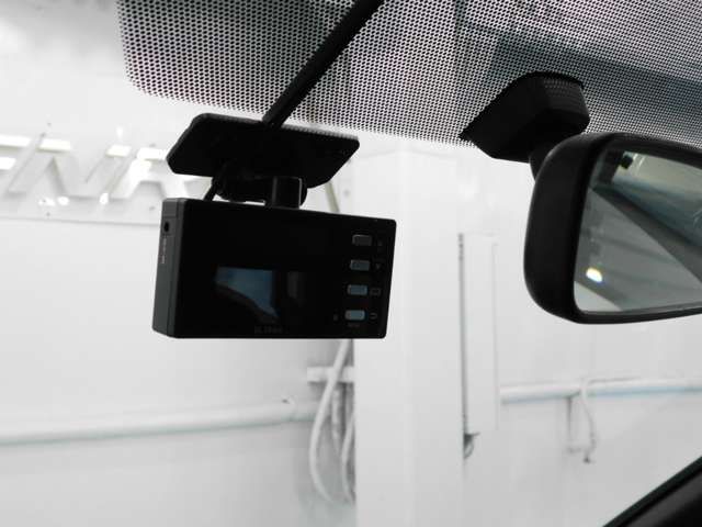 Toyota NOAH 2014-12 10727-14