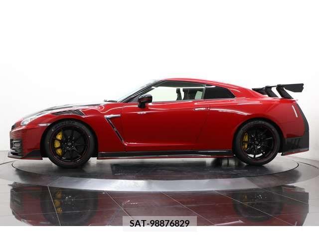 Nissan GT-R 2024-04 270845-17