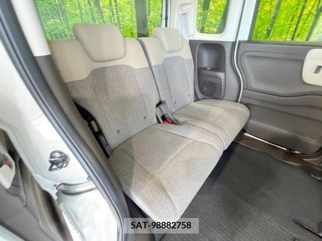 Honda N BOX 2023-07 364683-9