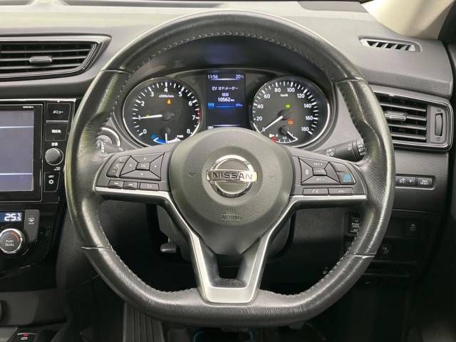 Nissan X-TRAIL 2018-11 186355-16