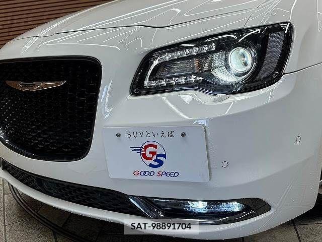 Chrysler 300 2017-09 265471-19