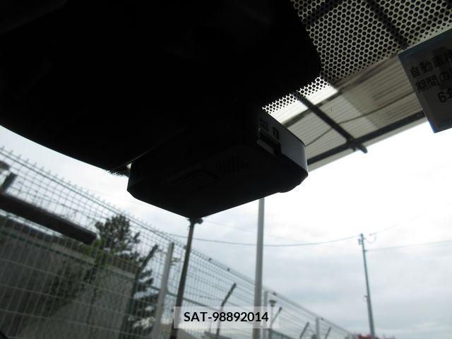 Nissan NOTE 2017-04 305389-22